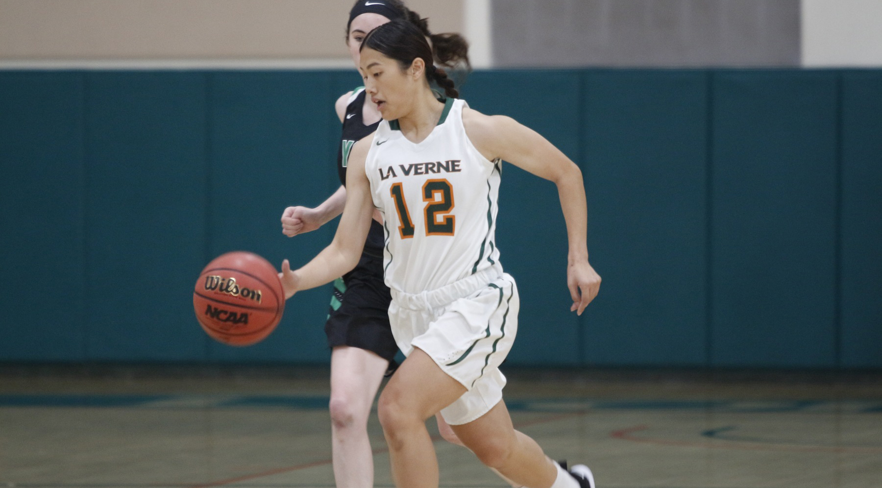 Xiong, Johnson Lead Leopards to Back-to-Back Wins