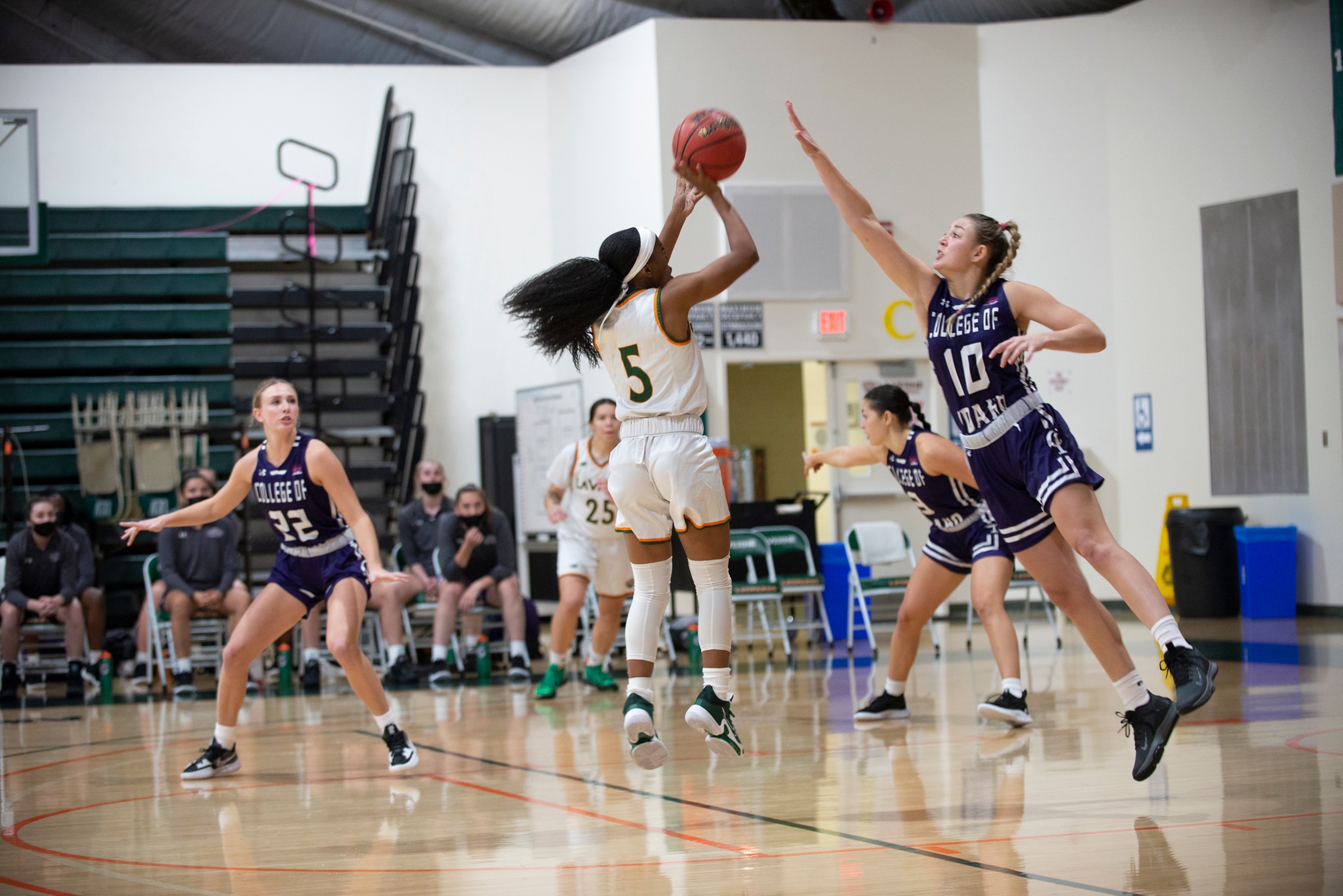 Johnson&rsquo;s first career double-double leads Leos to victory