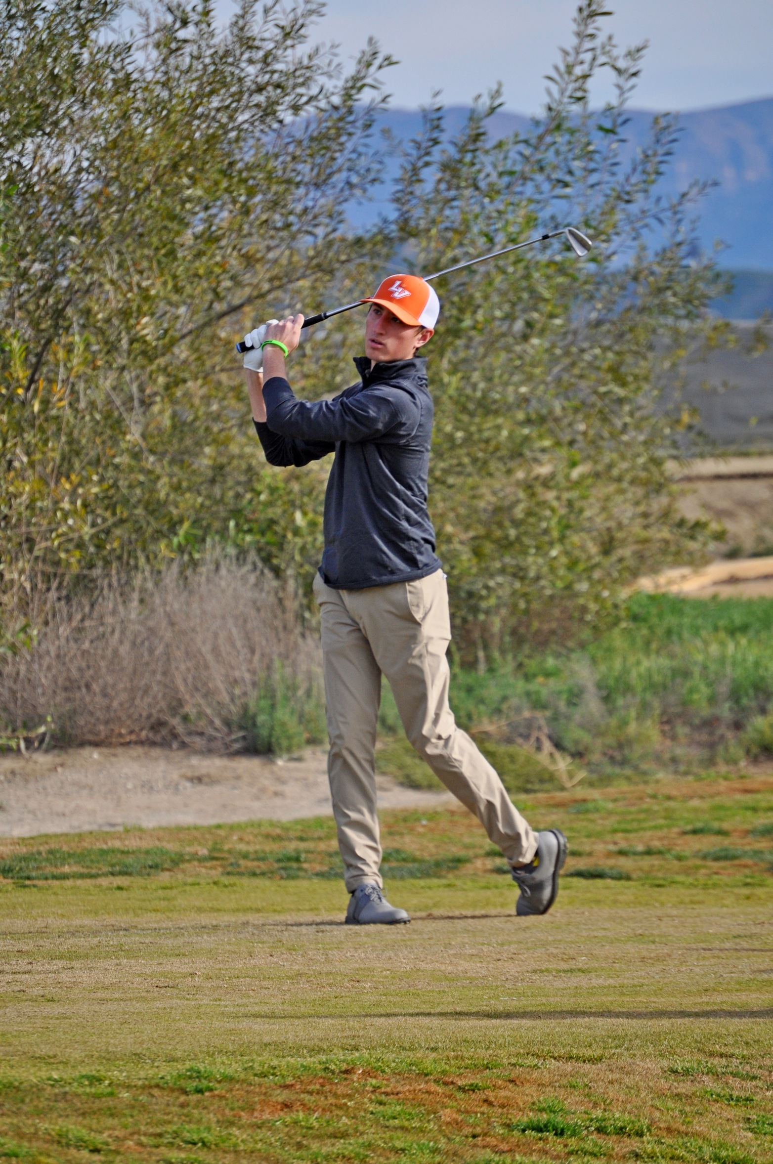 Leopards Compete in California Lutheran Invitational Tournament