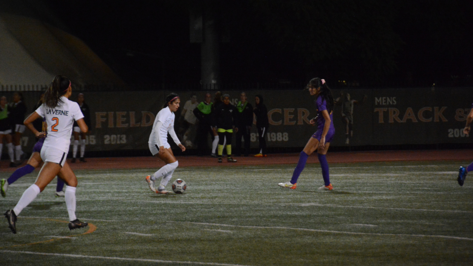 Leopards Take On Beavers In SCIAC Regular Season Finale
