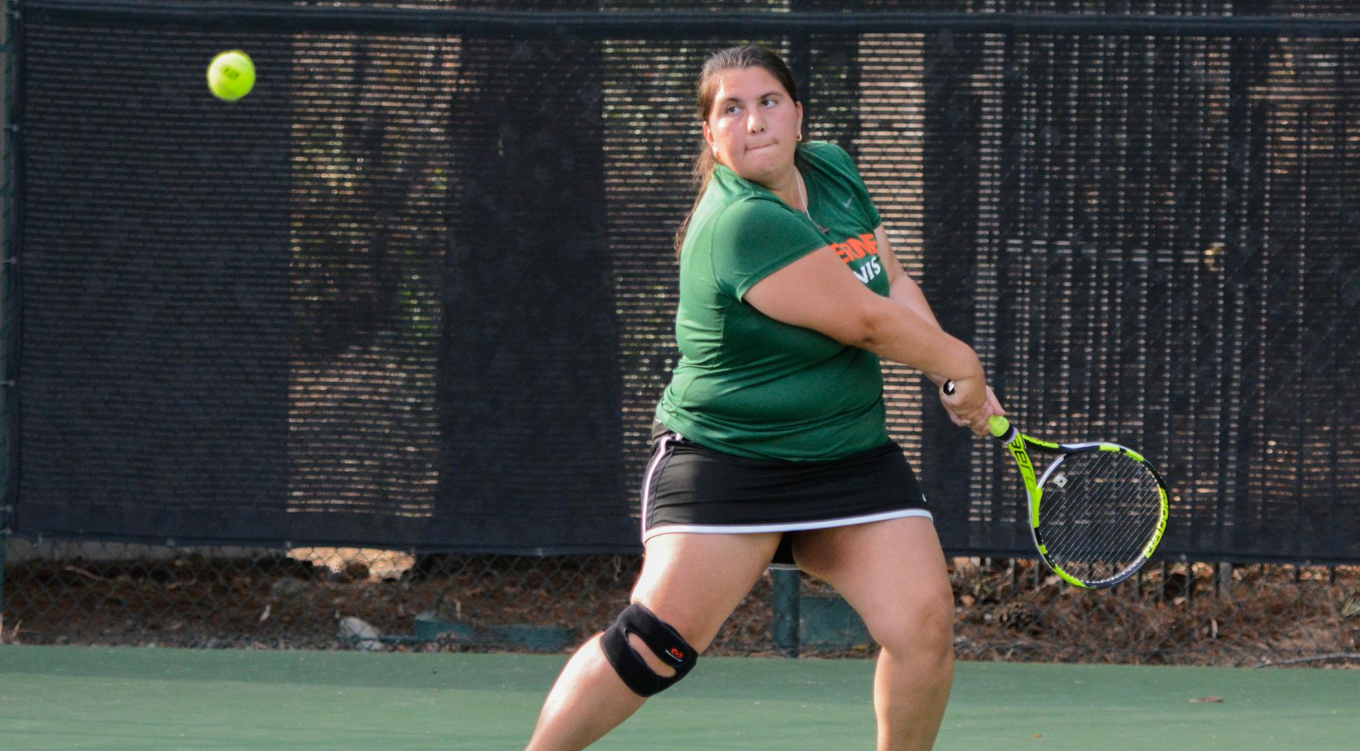 Tennis falls to No. 19 Lewis & Clark, No. 3 Pomona-Pitzer