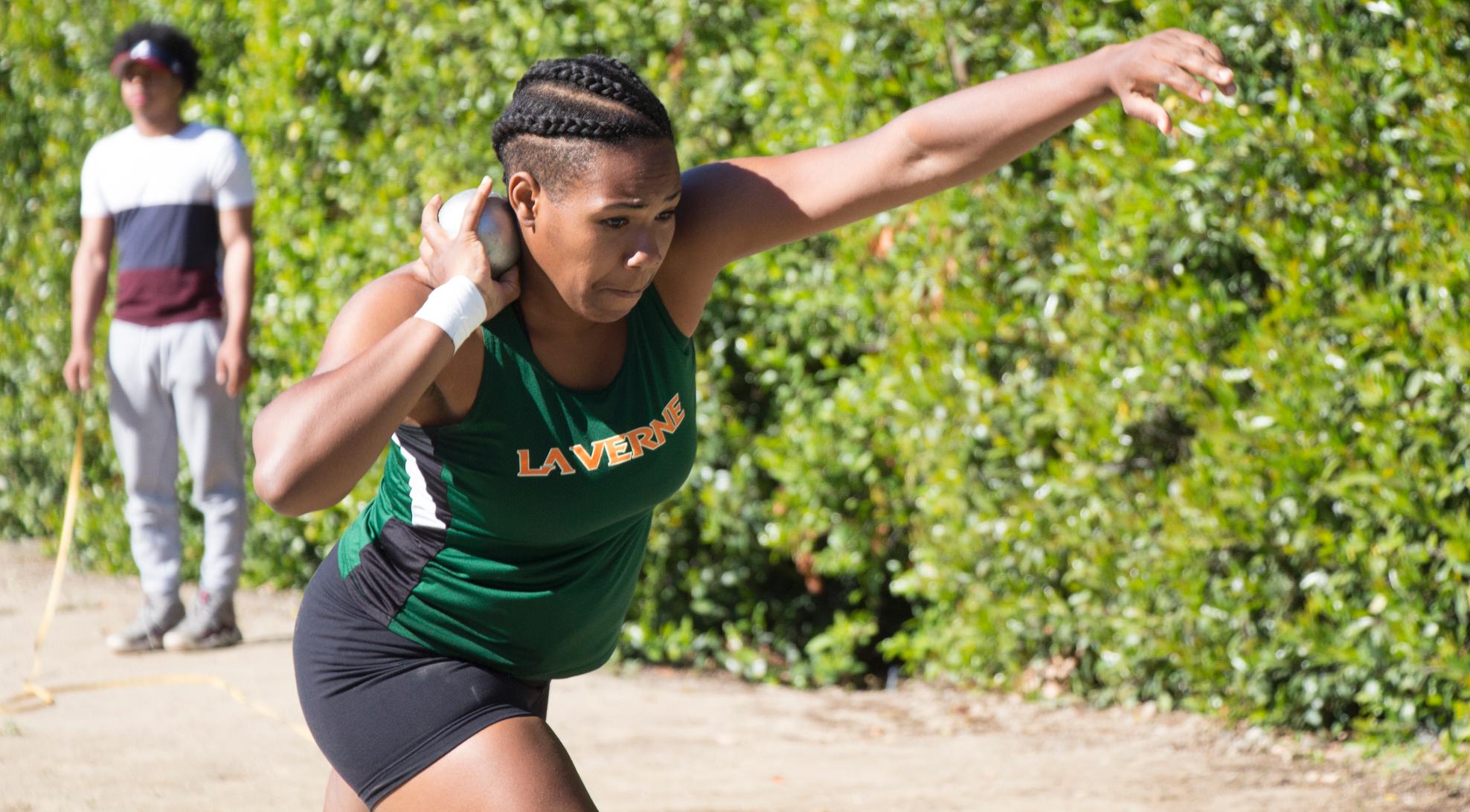 Women's Track & Field beats Chapman at SCIAC Multi-Dual 3