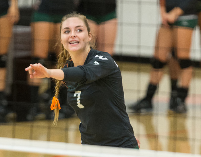 Volleyball sweeps Caltech, extends win streak to eight