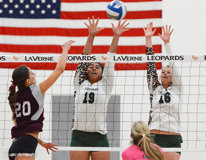 Volleyball makes easy work of Redlands