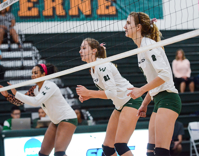 No. 21 Volleyball edges Whittier in five