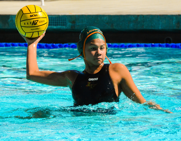Women&rsquo;s Water Polo picks up first win at Convergence